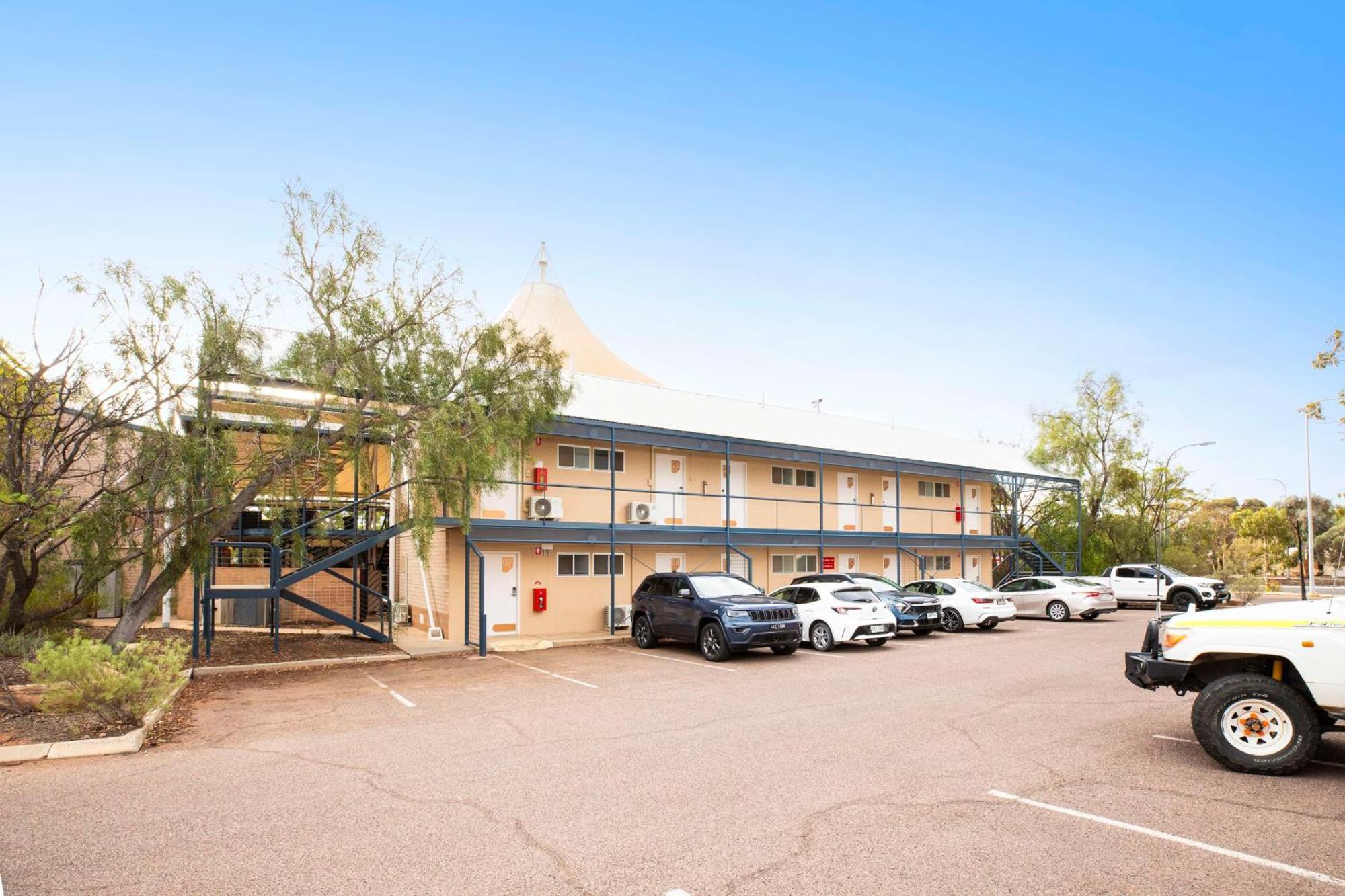 Nightcap At Roxby Downs Motel ภายนอก รูปภาพ
